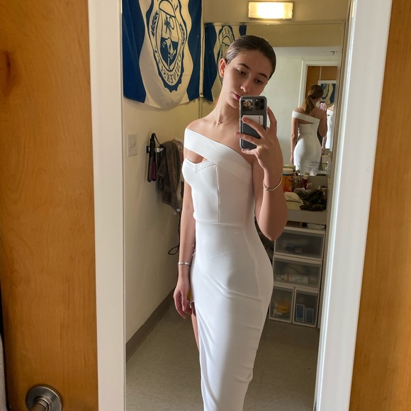 White One Shoulder Split Thigh Pencil Dress - Picture 4 of 4